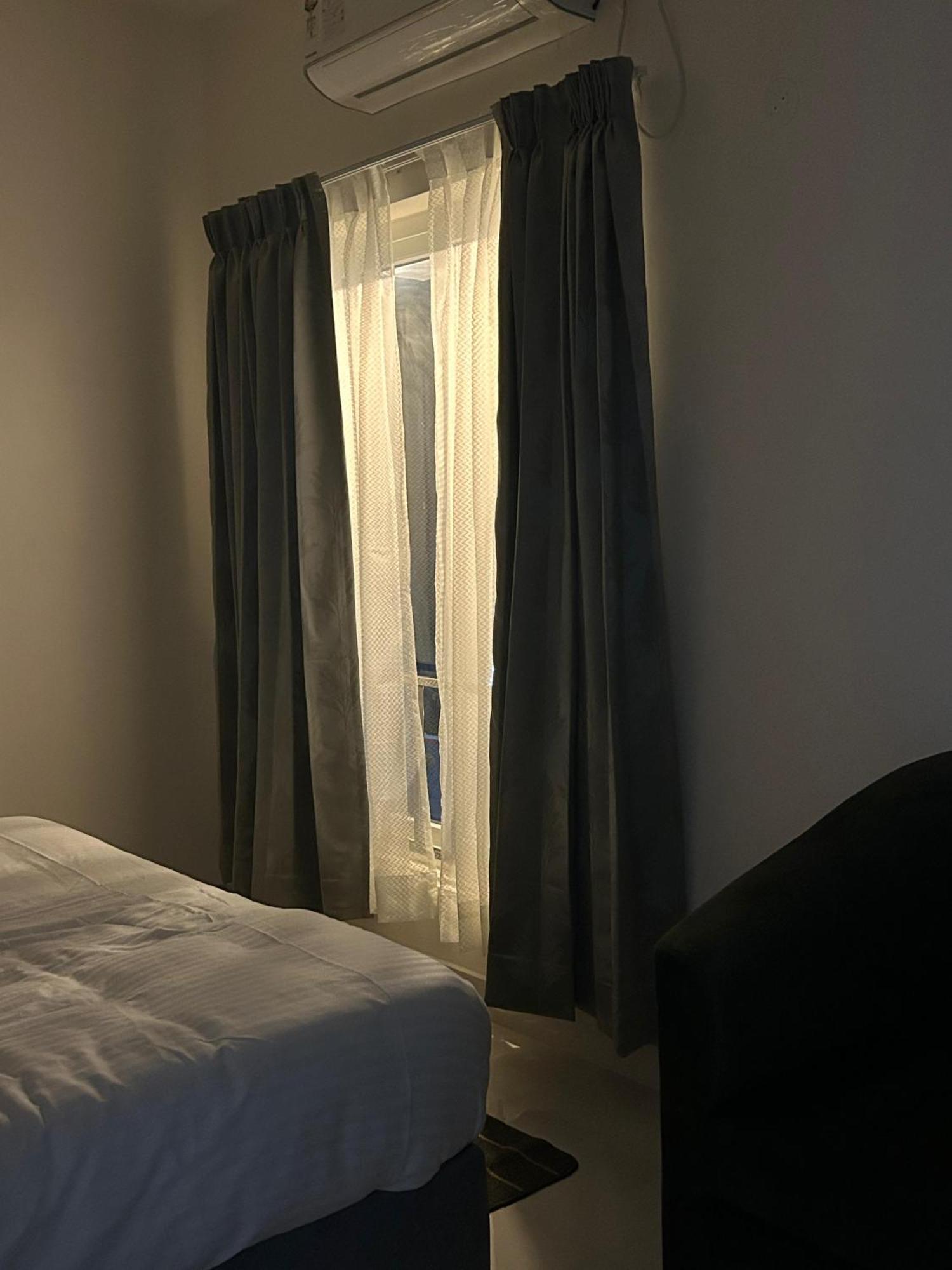 Sapphire Stayss ييلاجيري الغرفة الصورة